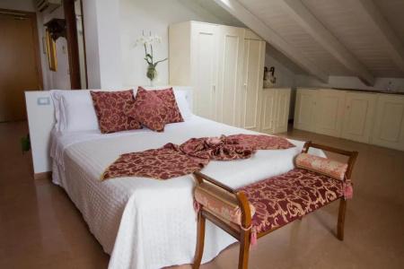 Baby Bed and Breakfast - 62