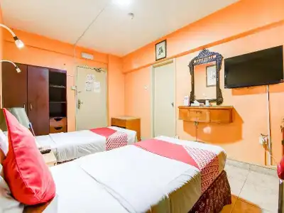 OYO 270 Dream Land - 17