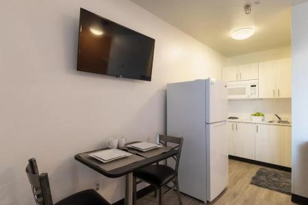 Crossland Economy Studios - Albuquerque - Northeast - 13