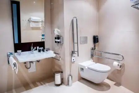 Crowne Plaza Bratislava by IHG - 8