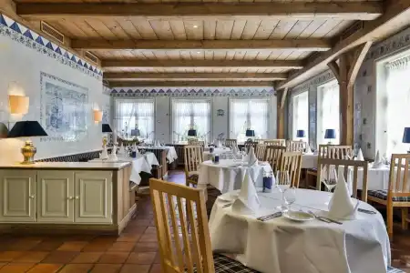 & Restaurant Jörg Müller - 2