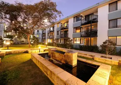 Lodestar Waterside Apartments - 14