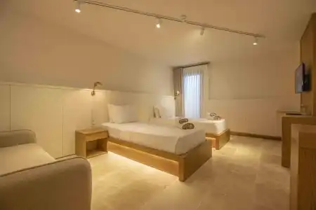June Alaçatı (+15 Adult only) - 38