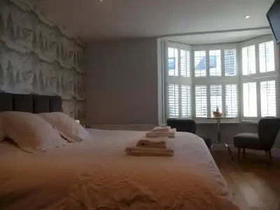 Aquarium Guest House - 2