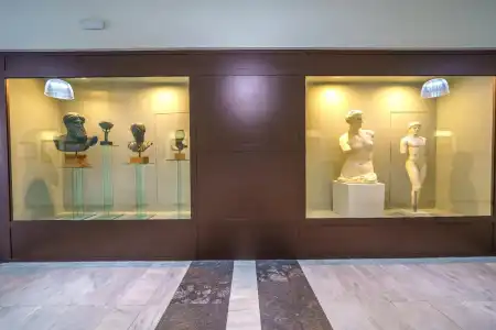 Macaris Suites and SPA - 39