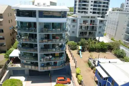 Cerulean Apartments - 18