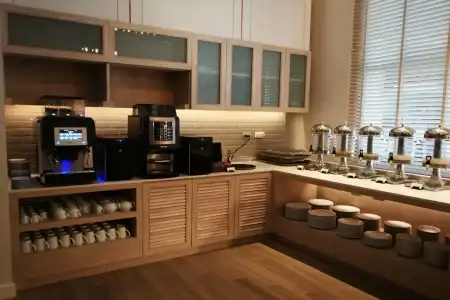 Hyatt Place Bangkok Sukhumvit 24 - 13