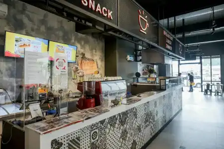 RedDoorz Premium near CBD Puri Indah - 11