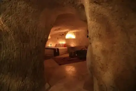 Jerveni Cave - 90