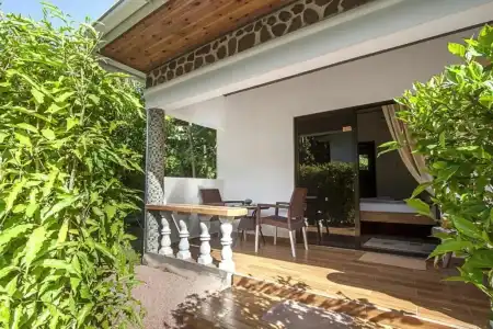 Tannette Villa - 14