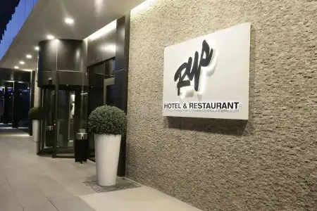 RYS & Restaurant - 41