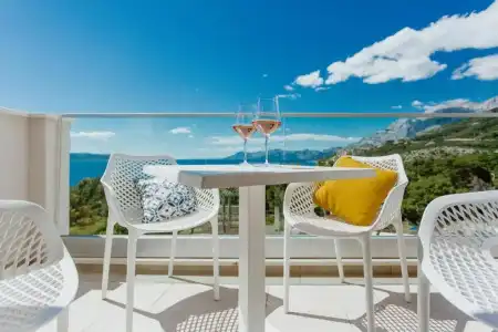 Romana Beach Apartments - 49