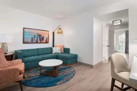 DoubleTree Suites by Hilton Naples - 158