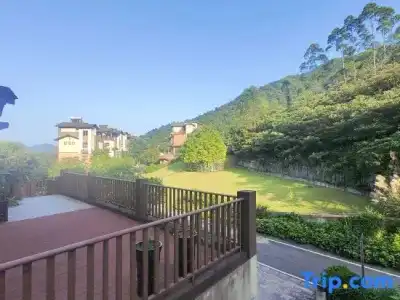 Tranquil Shores Holiday Apartments - 226