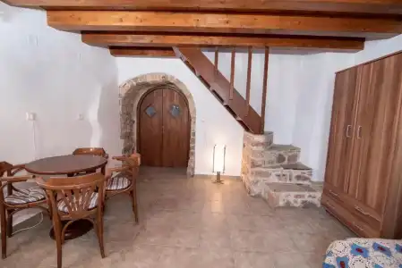Goulas Traditional Guesthouse - 108
