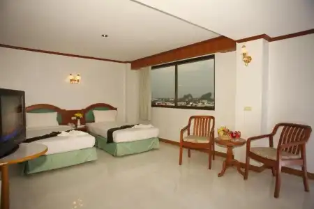 Boon Siam - 29