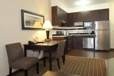 Best Western Pacific Inn - 101