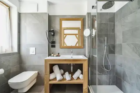 Camina Suite & Spa - 32
