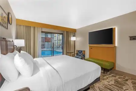 Best Western Plus GranTree Inn - 48