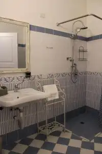 City Garden Guest House - 5