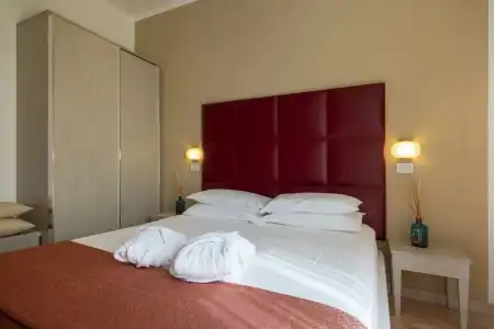 Stella d'Oro - 107