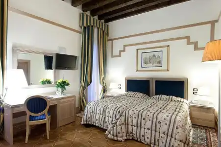 Foscari Palace - 24