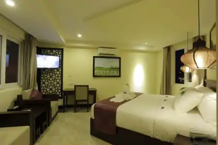 River Suites Hoi An - 67