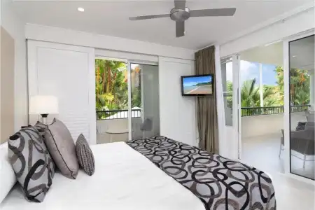 Mandalay Luxury Beachfront Apartments - 118
