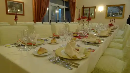 King's House Resort - 12
