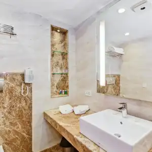 La Sagrita - A Boutique - 22