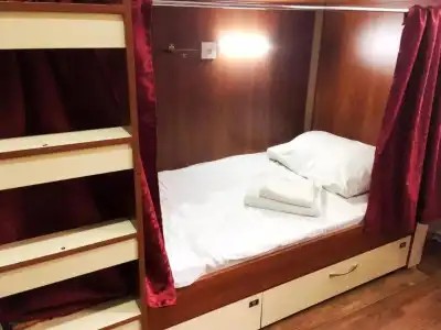 FM Hostel - 1