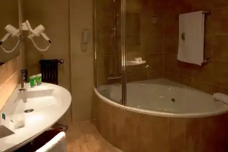 AC Carlton Madrid by Marriott - 33
