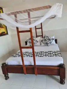 Zenobia Beach Resort - 4
