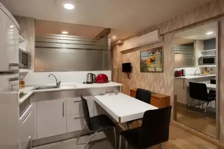 Gallery Residence & - 129