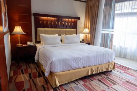 Savoy Homann - 151