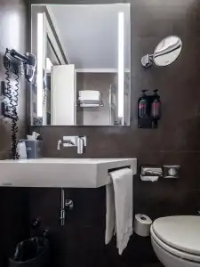 The Glam Boutique & Apt - 40