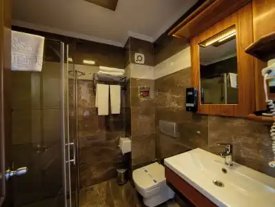 Otel Azmakhan - 36