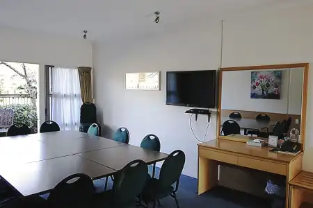 Saxton Lodge - 3