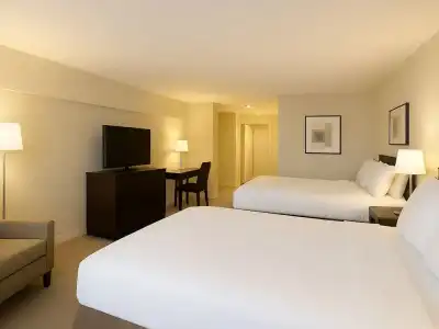 Crowne Plaza Chicago West Loop by IHG - 38