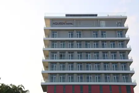 Aqueen Paya Lebar - 0
