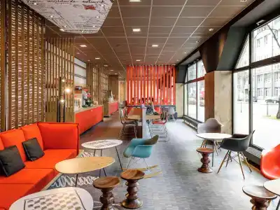 B&B Düsseldorf-Hbf - 1