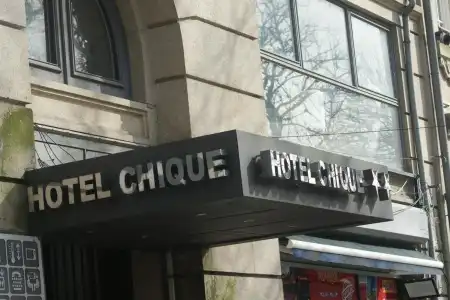 Chique - 0