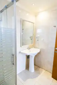 Pela Sofia - 25