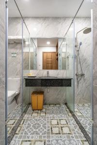 Emerald Central - 109
