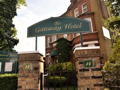 Gateway - 12