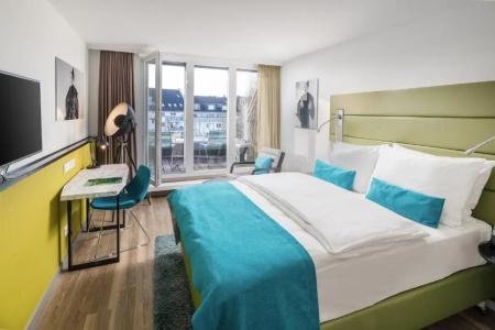 Indigo Düsseldorf - Victoriaplatz by IHG - 74