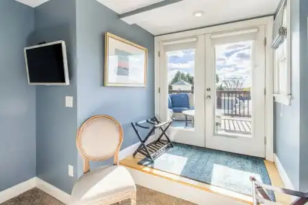 Serenity Inn Newport - 75