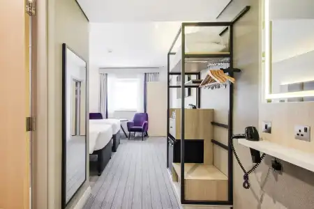 Premier Inn Dubai International Airport - 31
