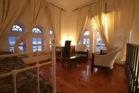 Stanica B&B - 10