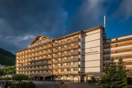 Residence & Club - 29